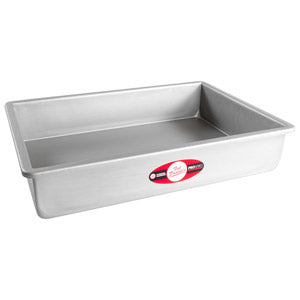 Fat Daddio's Rectangular Cake Pan
