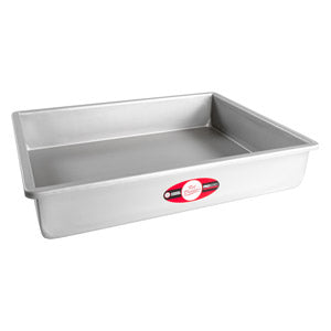 Fat Daddio's Rectangular Cake Pan