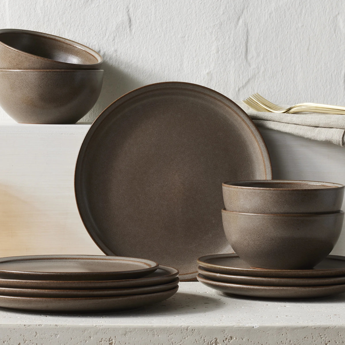 Transform your dining experience with the Better Homes and Gardens 12-Piece Brown Stoneware Dinnerware Set for 4! 🌟🍽️ #HomeDecor #DiningEssentials