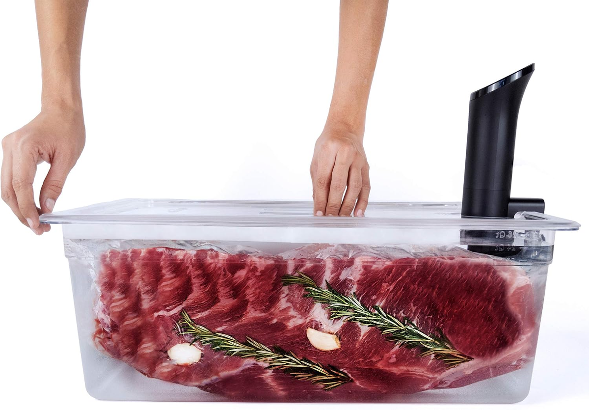 Sous Vide Container with Lid and Insulating Sleeve, 26 qt
