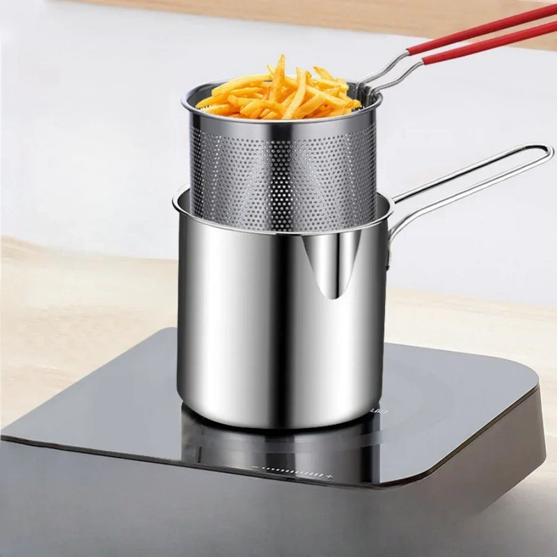 Stainless Steel Deep Fryer and Pasta Strainer