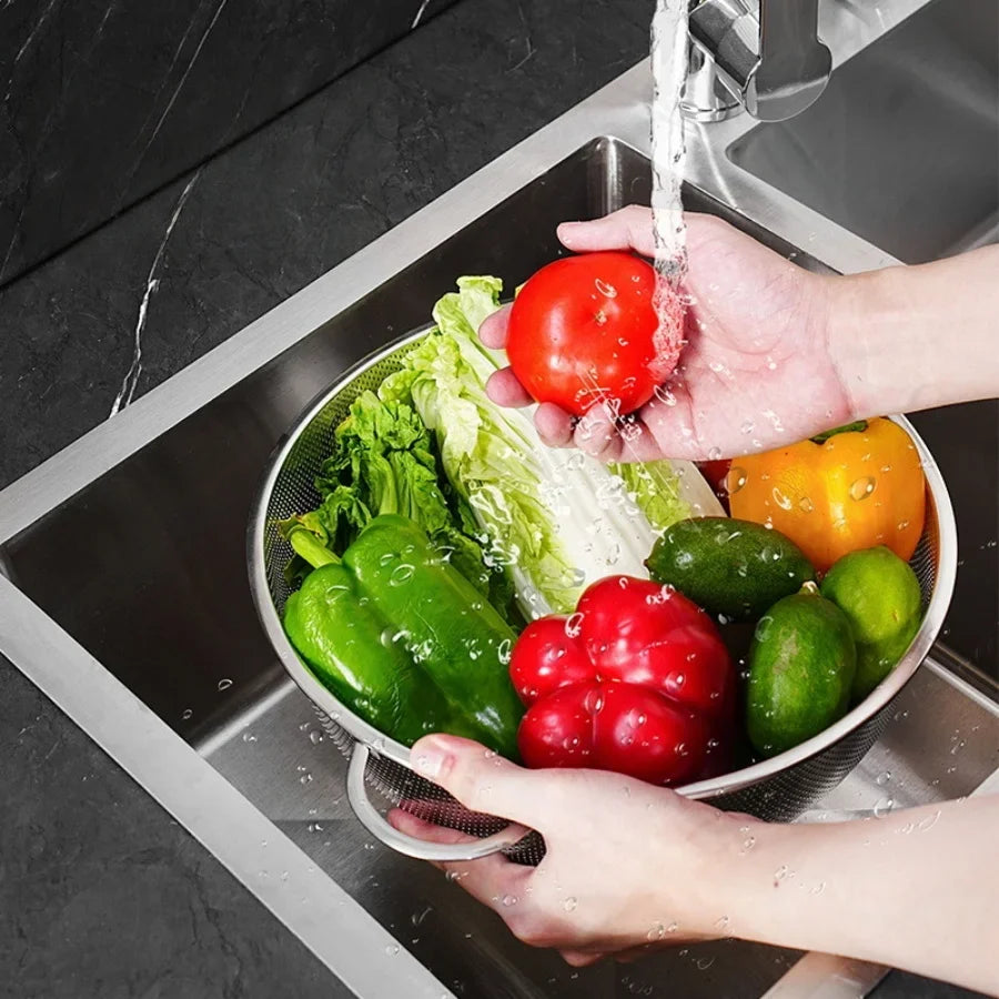 Stainless Steel Fine-Mesh Strainer