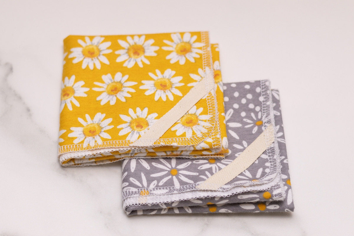 Kitchen Towels, Set of 2, Surprise Prints